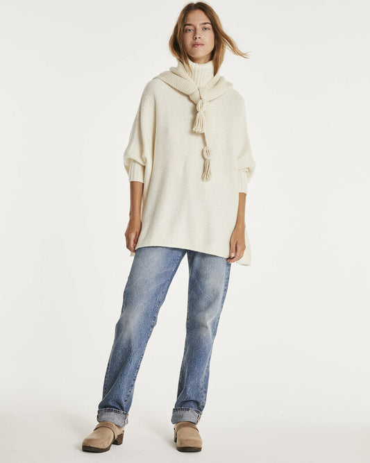 Kujten Ciara Oversized Cashmere Poncho With Collar
