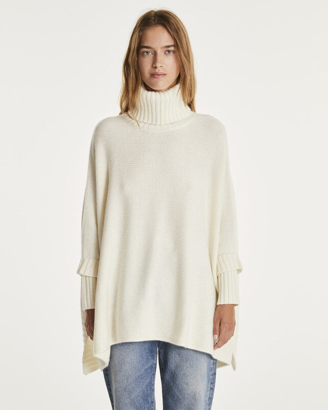 Kujten Ciara Oversized Cashmere Poncho With Collar