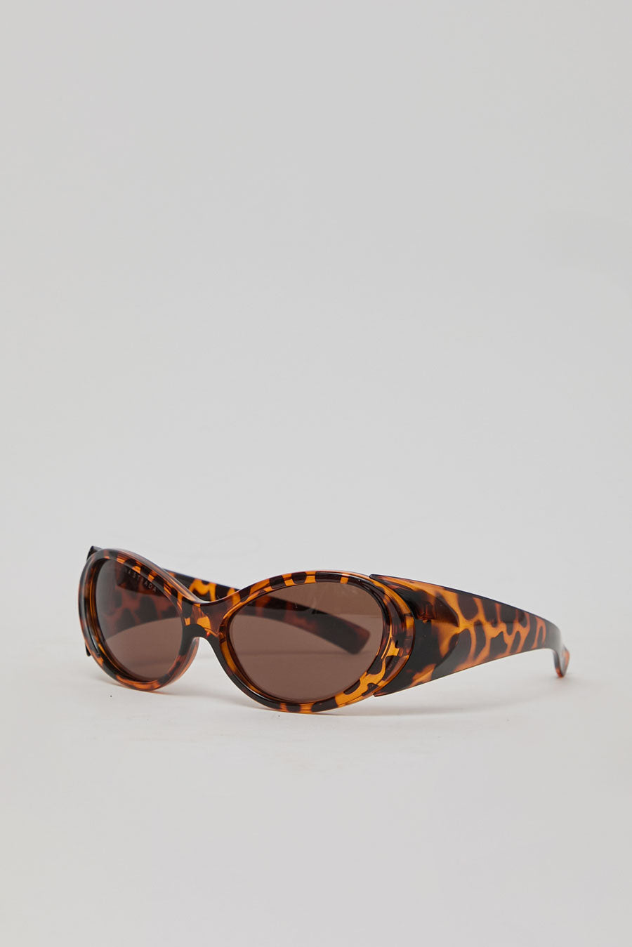 Collina Strada Cocoon Sunglasses in Tortoise