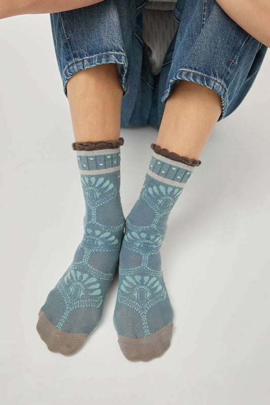 Exquisite J Paolina Jacquard Socks in Grey