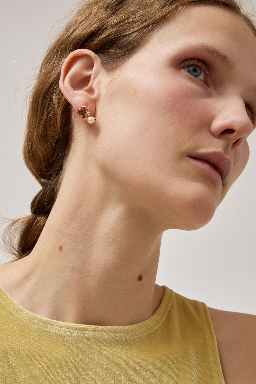 Hannayoo Works Dear 2024 NO. 12 in Tan and Brown