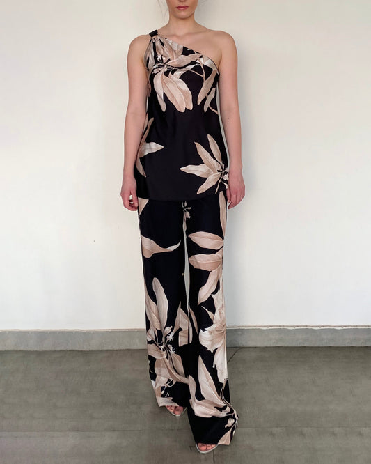 Hemant & Nandita Niru Flared Pants