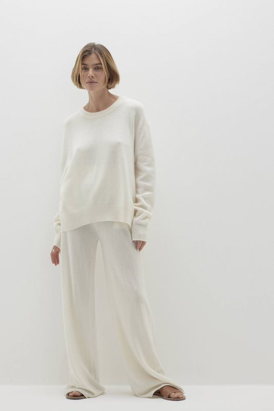 KAIA CREWNECK CASHMERE SWEATER