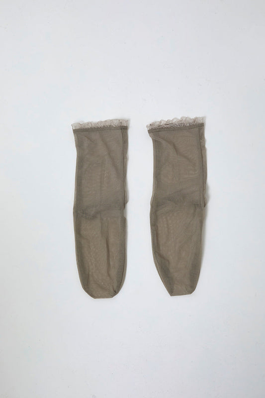 Simone Wild Mesh Frill Ankle Socks in Fango