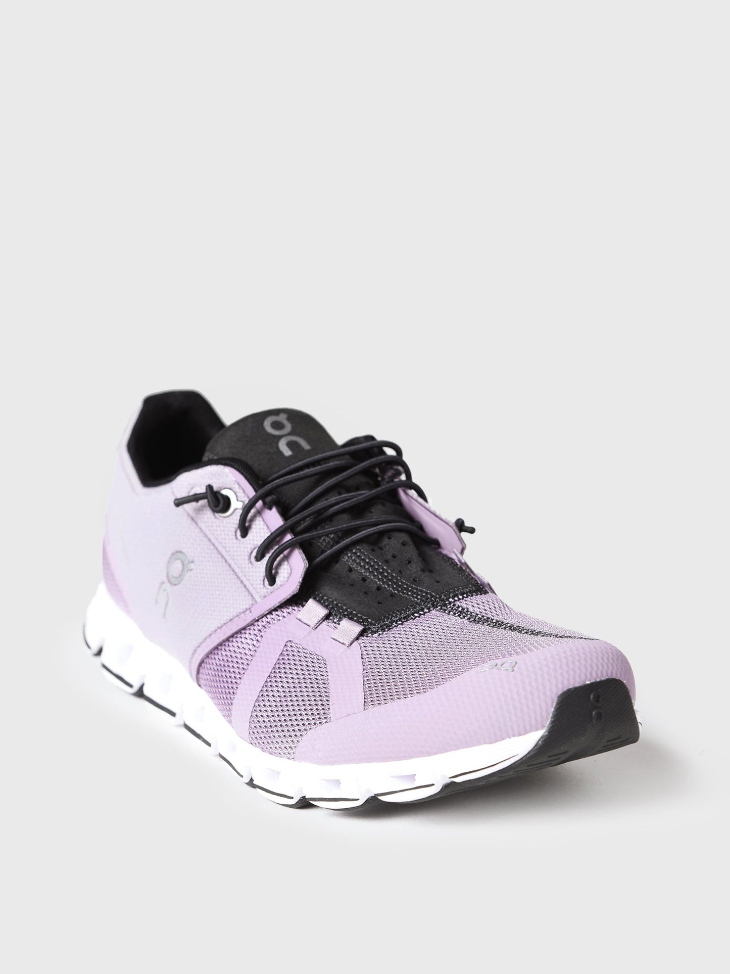 ON Women's Cloud Running Shoe
