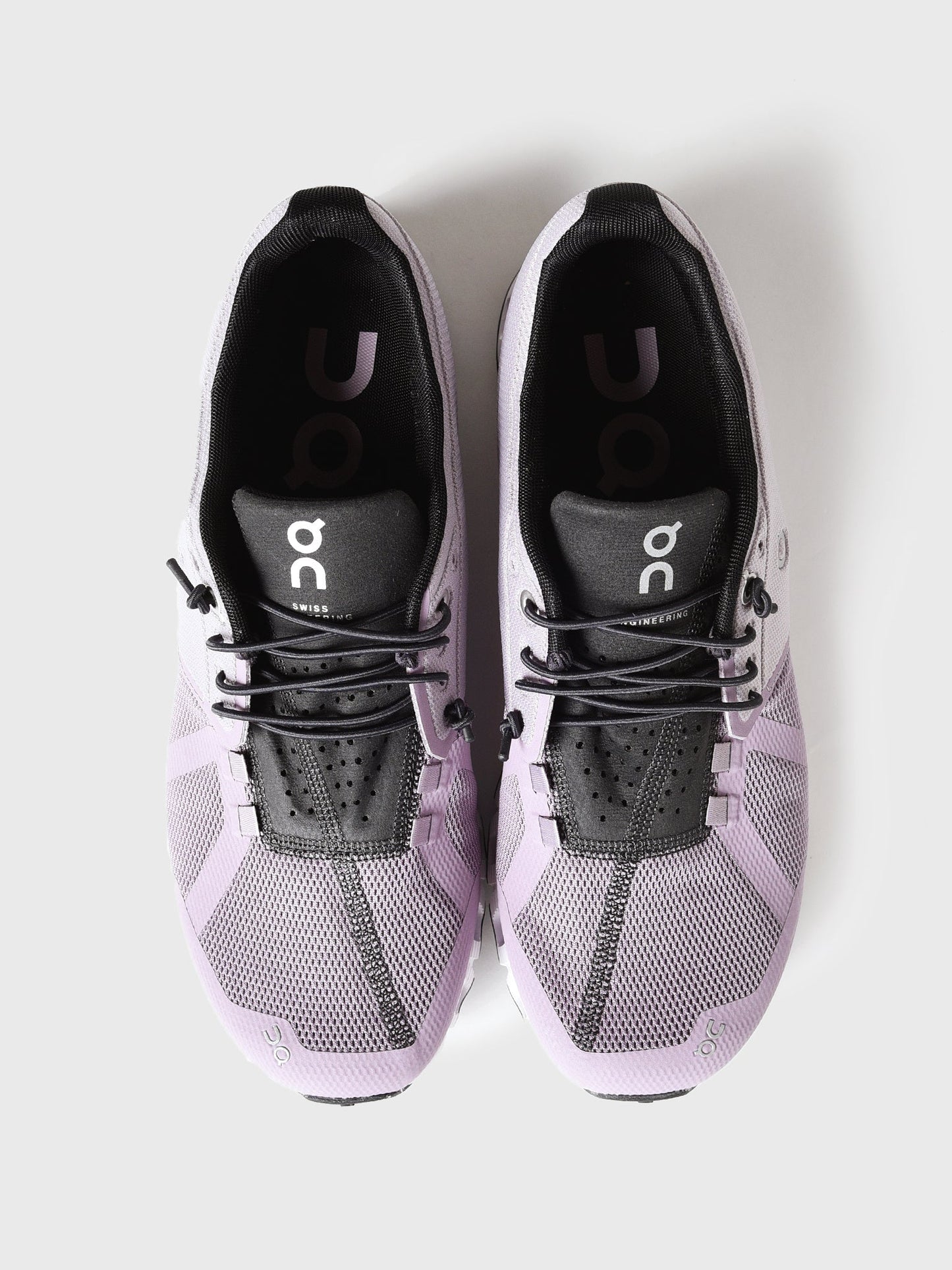 ON Women's Cloud Running Shoe