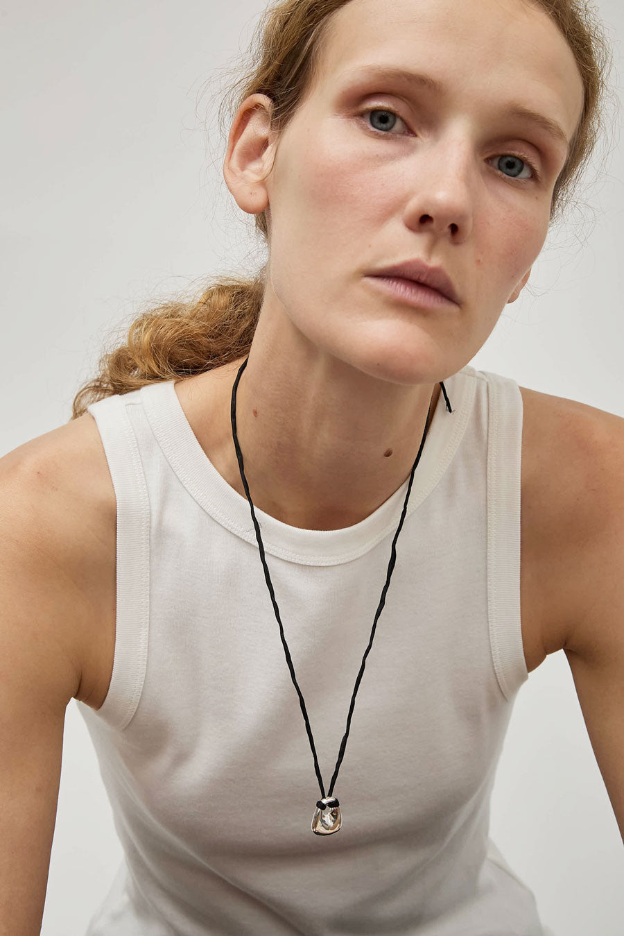 Wolf Circus Dio Necklace in Black