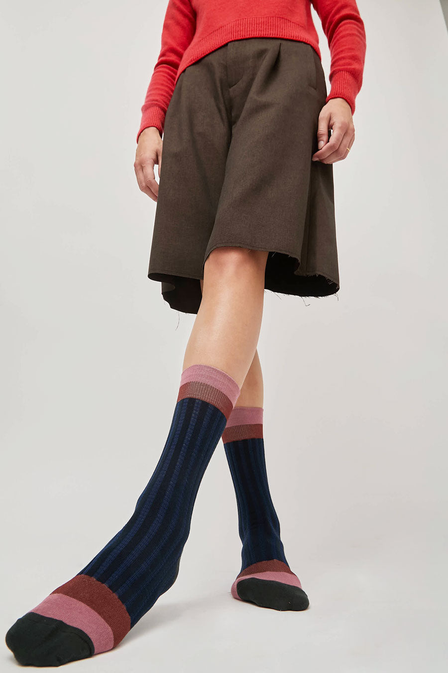 Exquisite J Colorblock Socks in Navy