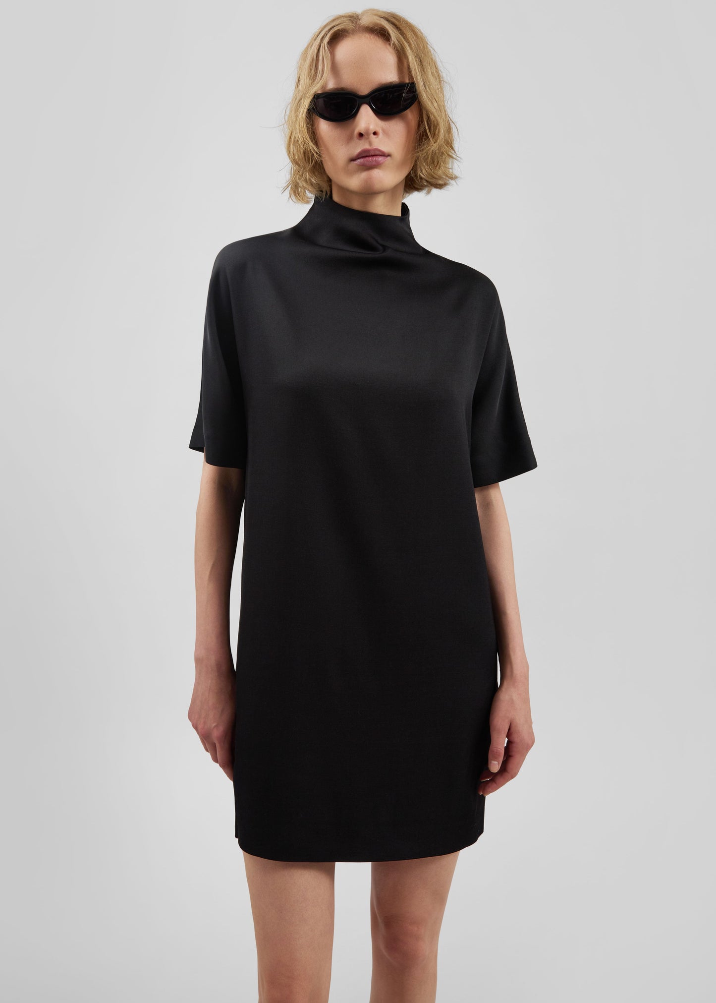 Loulou de Saison Elton Short Sleeve Mini Dress – Black