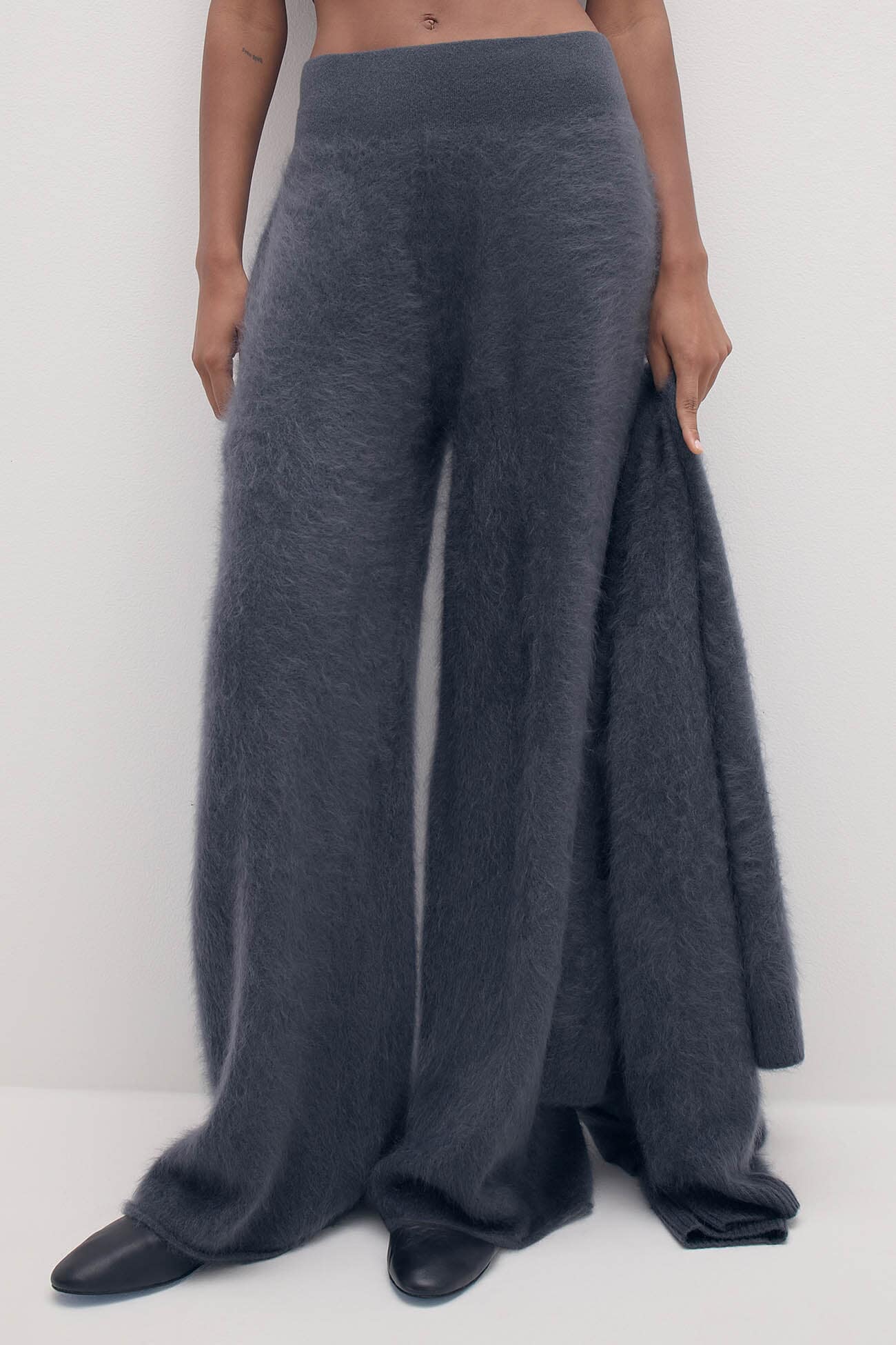 PHILIPA BRUSHED CASHMERE WIDE-LEG PANT
