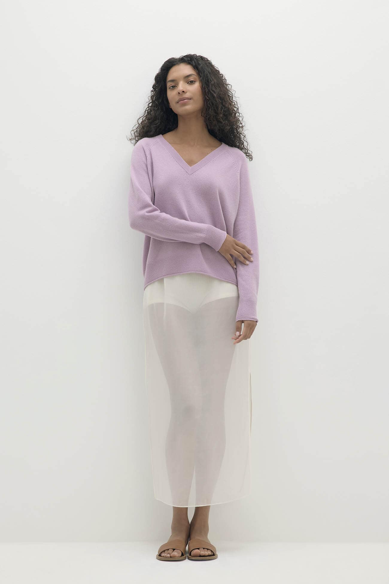 HARLYN V-NECK CASHMERE SWEATER